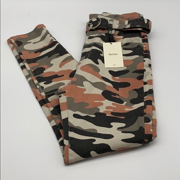 NWT BERSHKA Camo Print Skinny High Waist Jeans SIZE 4 - Picture 7 of 16
